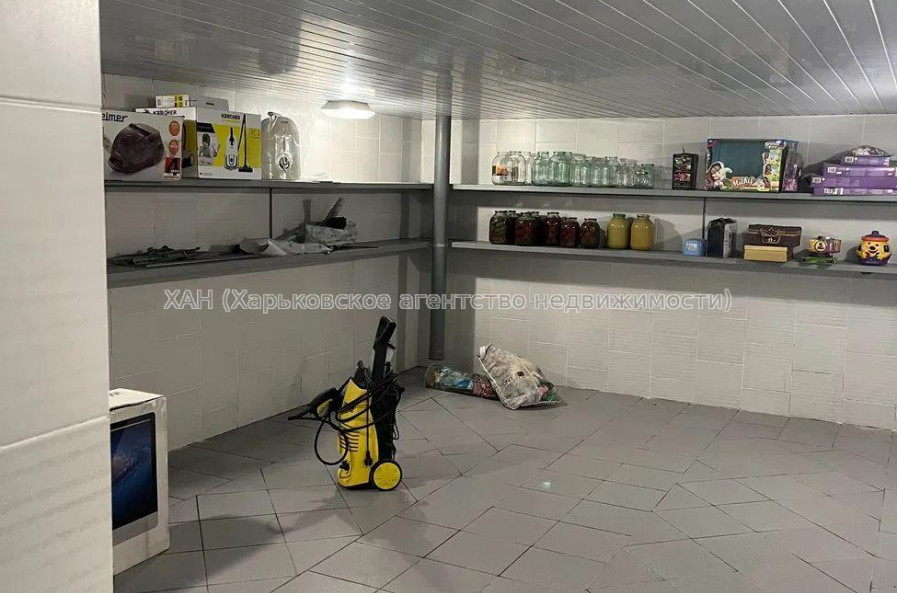 Продам будинок, Льва Ландау просп. , 254 м², 9 соток, капитальный ремонт 