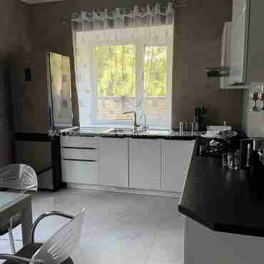 Продам будинок, Льва Ландау просп. , 254 м², 9 соток, капитальный ремонт 