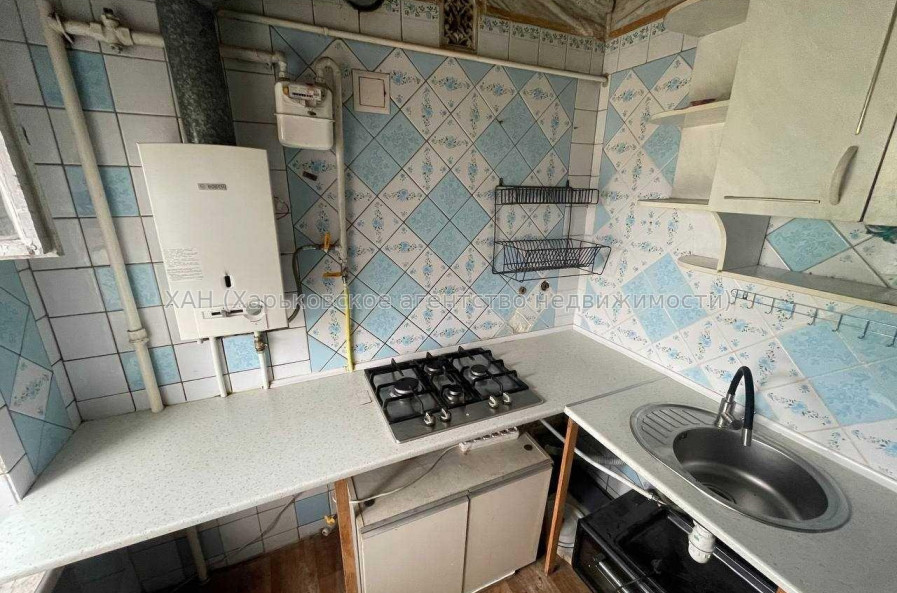 Продам квартиру, Мерефянское шоссе , 2  ком., 46 м², советский ремонт 