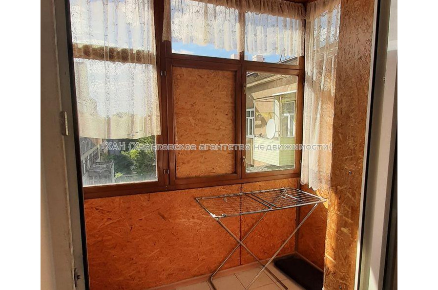 Продам квартиру, Глиссада Джуса въезд , 2 кім., 66 м², косметический ремонт 