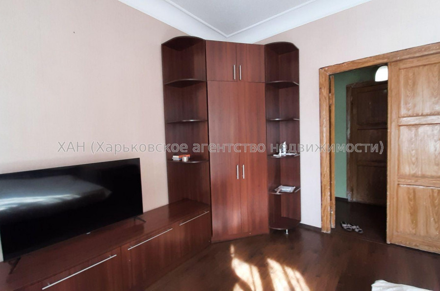 Продам квартиру, Глиссада Джуса въезд , 2 кім., 66 м², косметический ремонт 