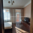 Продам квартиру, Глиссада Джуса въезд , 2 кім., 66 м², косметический ремонт 