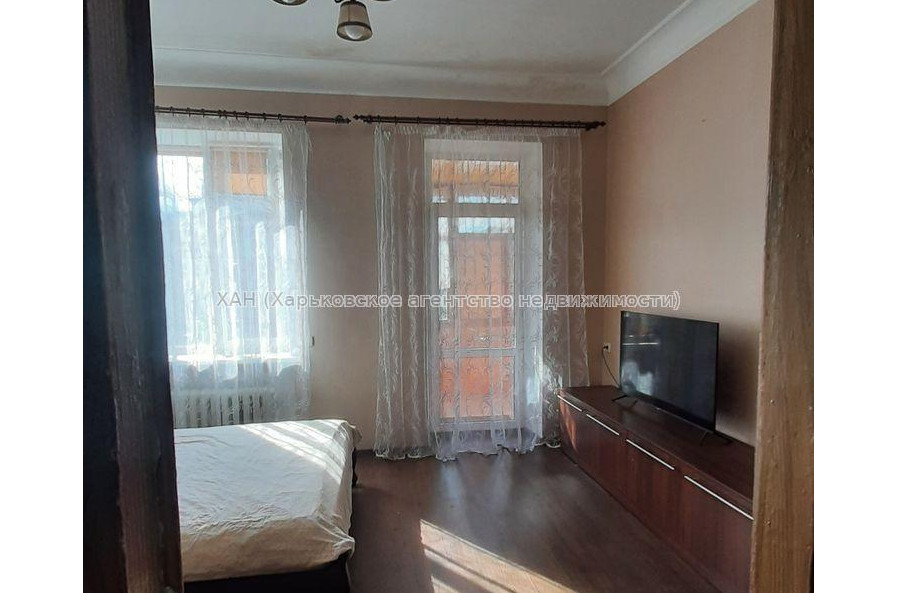 Продам квартиру, Глиссада Джуса въезд , 2 кім., 66 м², косметический ремонт 