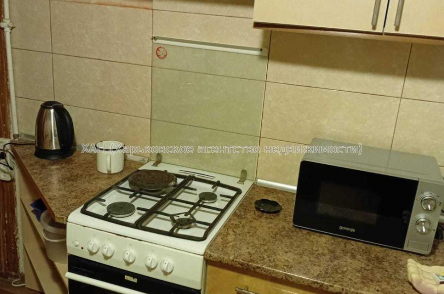 Продам квартиру, Глиссада Джуса въезд , 2 кім., 66 м², косметический ремонт 