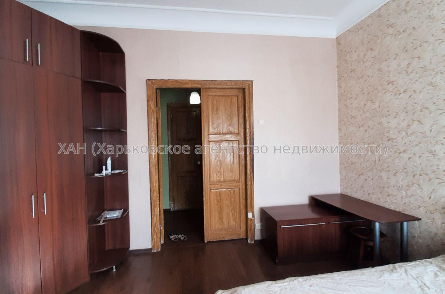 Продам квартиру, Глиссада Джуса въезд , 2 кім., 66 м², косметический ремонт 