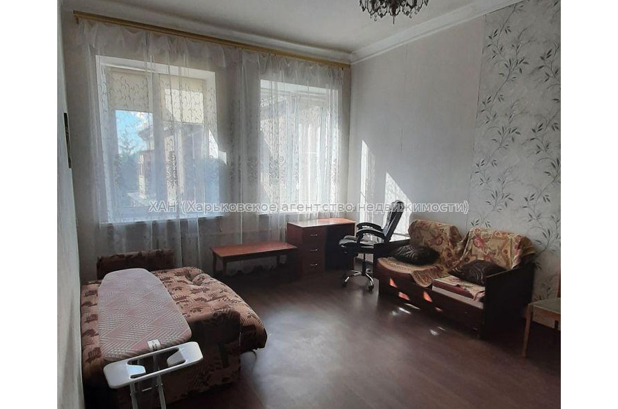 Продам квартиру, Глиссада Джуса въезд , 2 кім., 66 м², косметический ремонт 