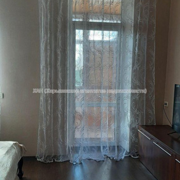 Продам квартиру, Глиссада Джуса въезд , 2 кім., 66 м², косметический ремонт 