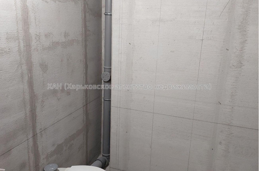 Продам квартиру, Героев Харькова просп. , 1 кім., 46.20 м², без отделочных работ 