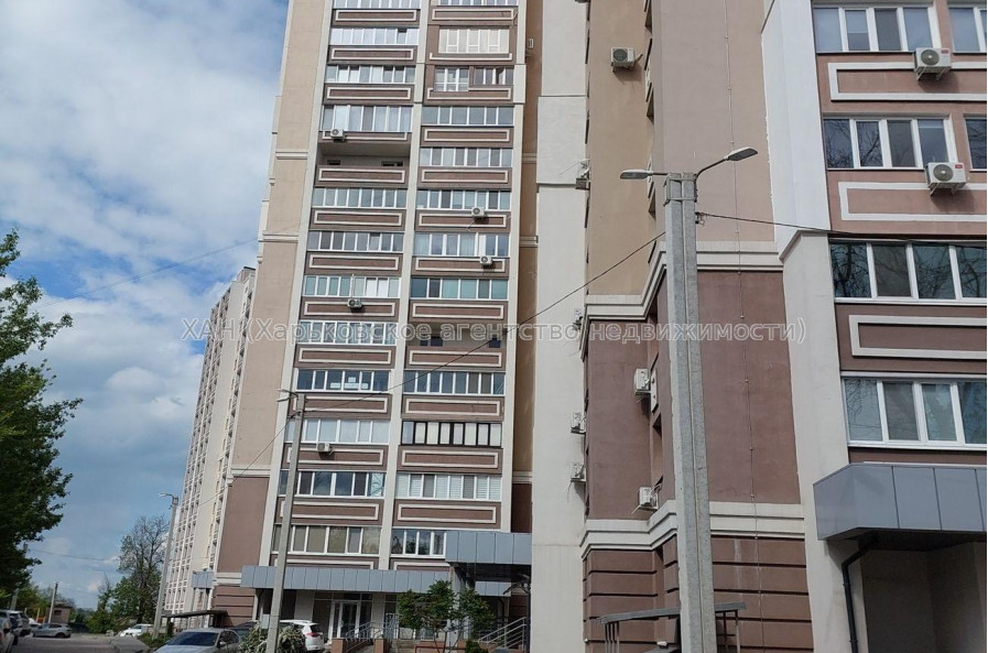 Продам квартиру, Героев Харькова просп. , 1 кім., 46.20 м², без отделочных работ 