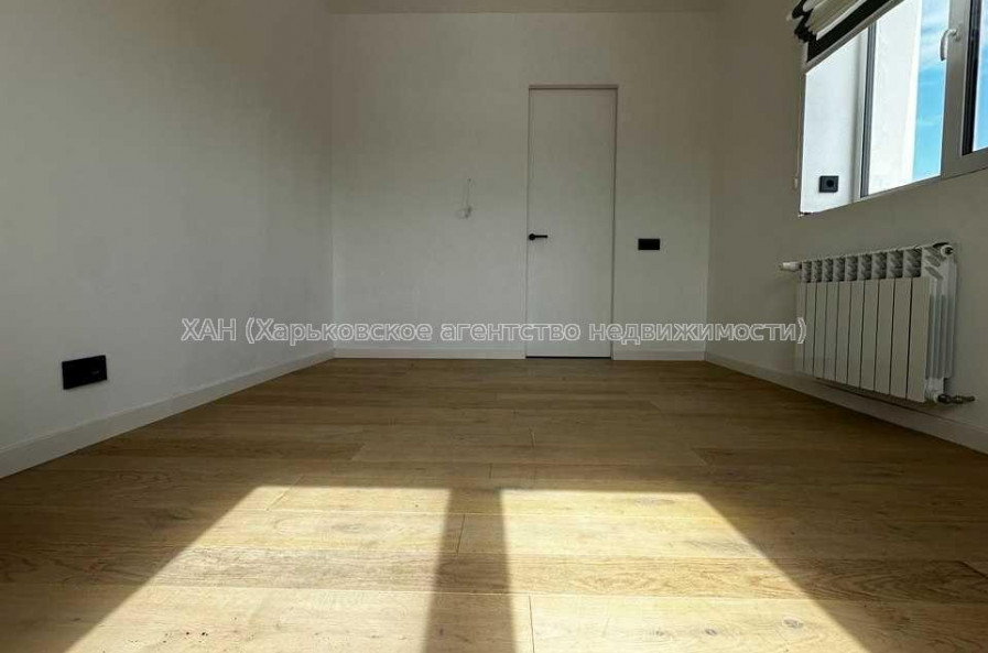 Продам квартиру, Мира ул. , 3  ком., 82 м², авторский дизайн 