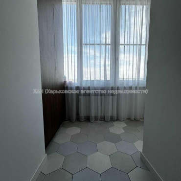 Продам квартиру, Мира ул. , 3  ком., 82 м², авторский дизайн 