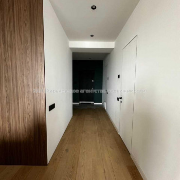 Продам квартиру, Мира ул. , 3  ком., 82 м², авторский дизайн 