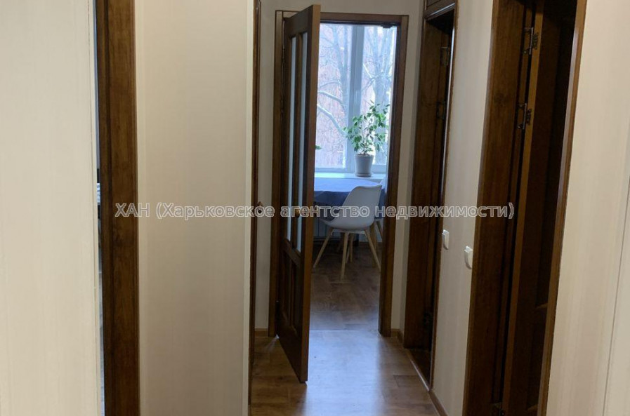 Продам квартиру, Свободы ул. , 3 кім., 75 м², капитальный ремонт 