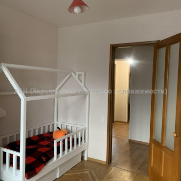 Продам квартиру, Свободы ул. , 3 кім., 75 м², капитальный ремонт 