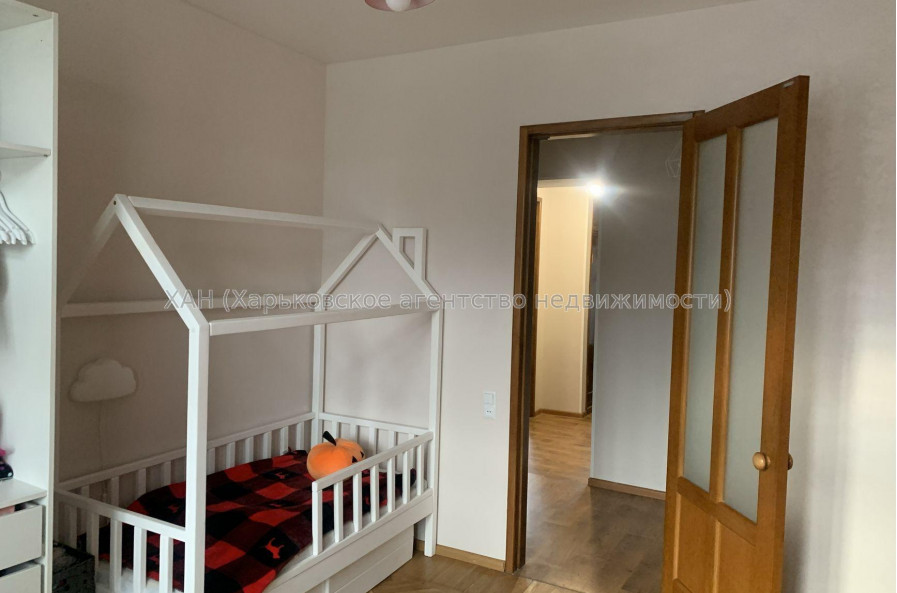Продам квартиру, Свободы ул. , 3 кім., 75 м², капитальный ремонт 