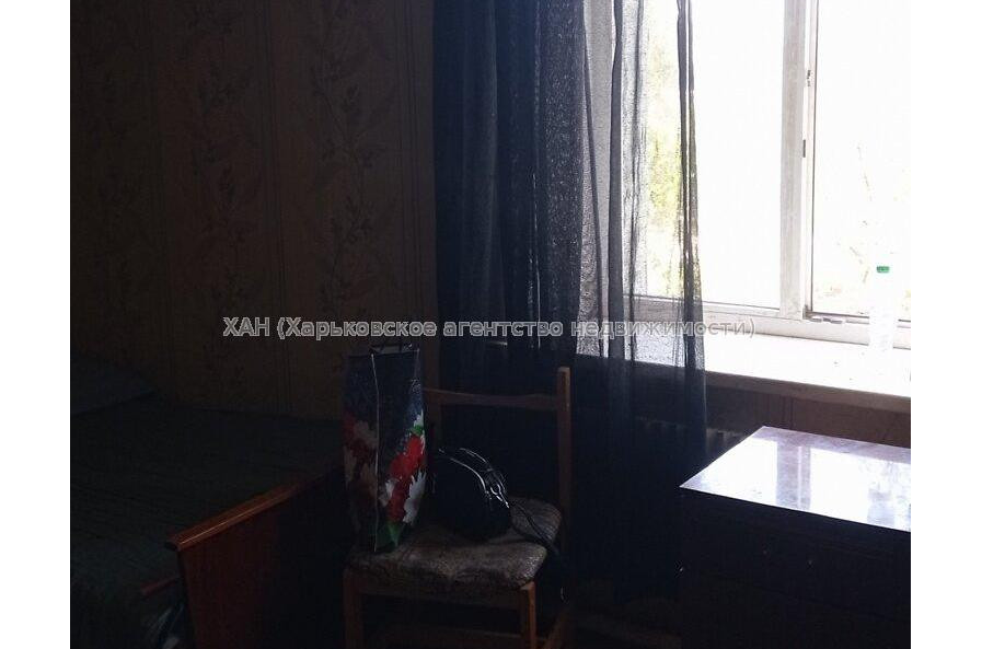 Продам квартиру, Букова ул. , 1 кім., 35 м², косметический ремонт 