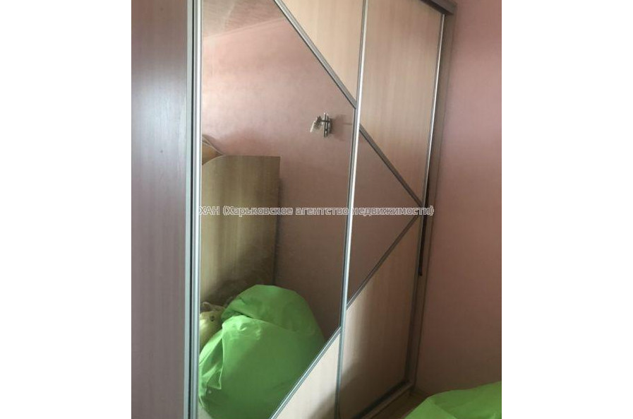 Продам квартиру, Льва Ландау просп. , 3 кім., 60 м², капитальный ремонт 