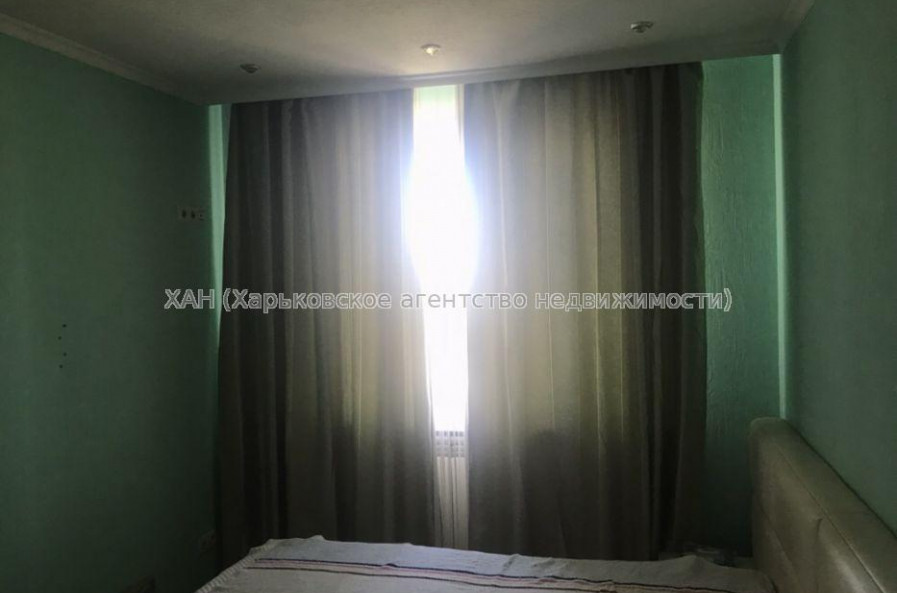 Продам квартиру, Льва Ландау просп. , 3 кім., 60 м², капитальный ремонт 