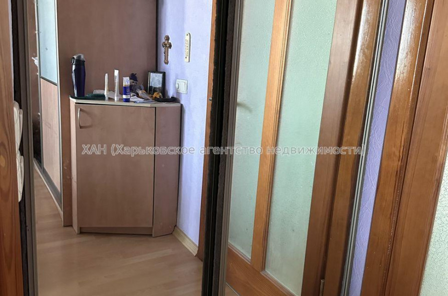 Продам квартиру, Льва Ландау просп. , 3 кім., 60 м², капитальный ремонт 