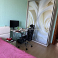 Продам квартиру, Льва Ландау просп. , 3 кім., 60 м², капитальный ремонт 