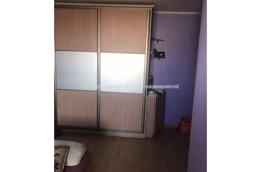 Продам квартиру, Льва Ландау просп. , 3 кім., 60 м², капитальный ремонт 