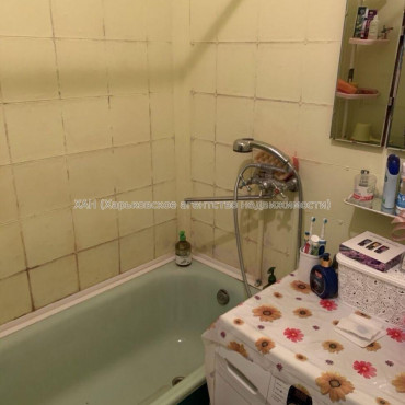 Продам квартиру, Богомольца ул. , 1 кім., 40 м², косметический ремонт 