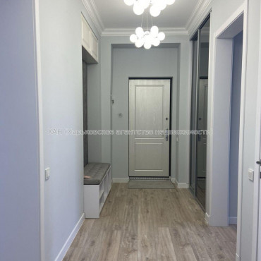 Продам квартиру, Ярослава Мудрого ул. , 3 кім., 100 м², авторский дизайн 