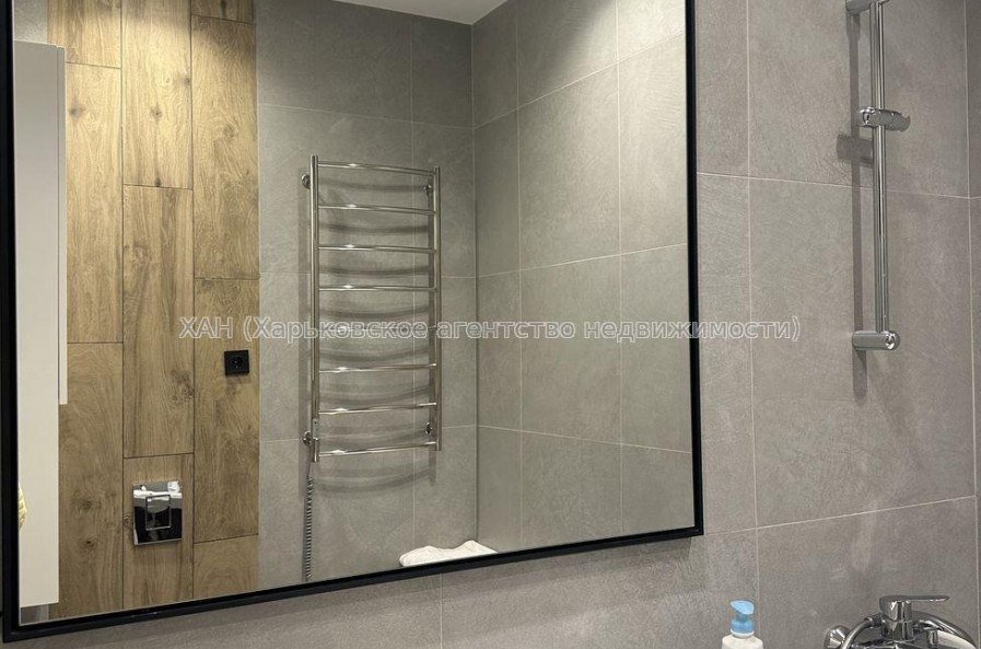 Продам квартиру, Ярослава Мудрого ул. , 2 кім., 63.60 м², евроремонт 