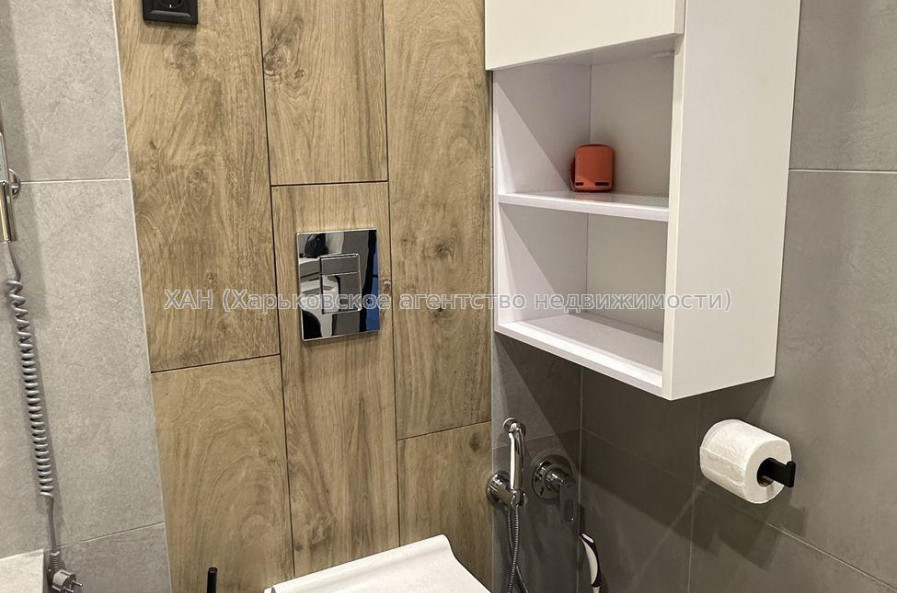 Продам квартиру, Ярослава Мудрого ул. , 2 кім., 63.60 м², евроремонт 