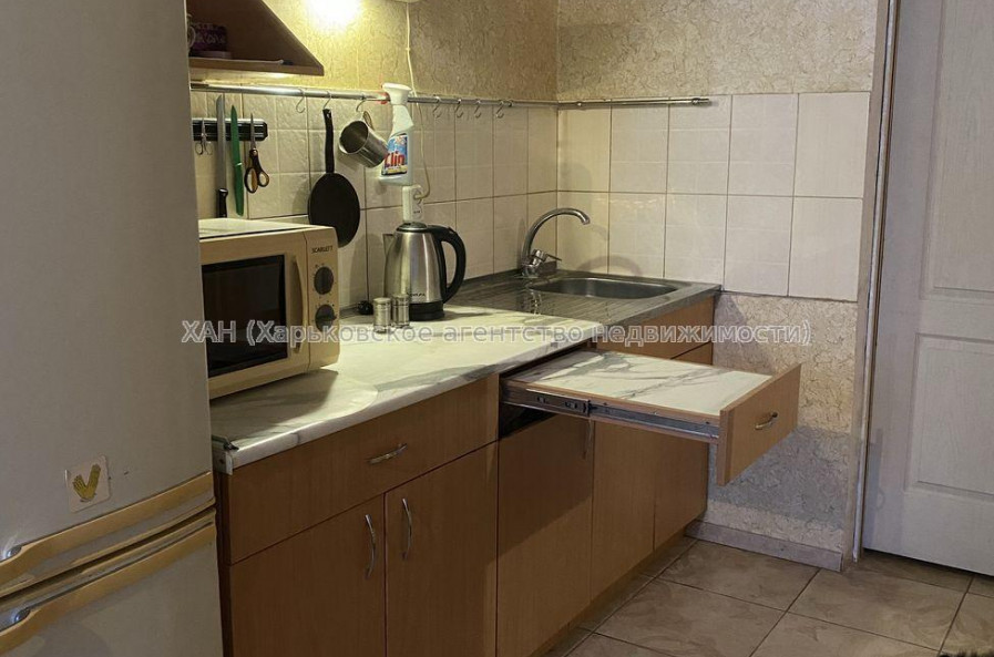 Продам квартиру, Юбилейный просп. , 1  ком., 33.40 м², капитальный ремонт 