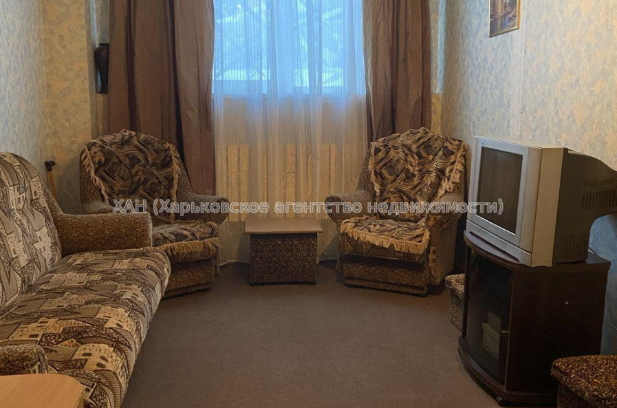 Продам квартиру, Юбилейный просп. , 1  ком., 33.40 м², капитальный ремонт 