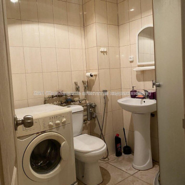 Продам квартиру, Юбилейный просп. , 1  ком., 33.40 м², капитальный ремонт 