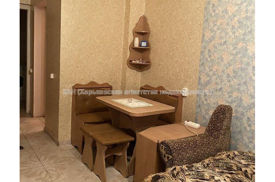 Продам квартиру, Юбилейный просп. , 1  ком., 33.40 м², капитальный ремонт 