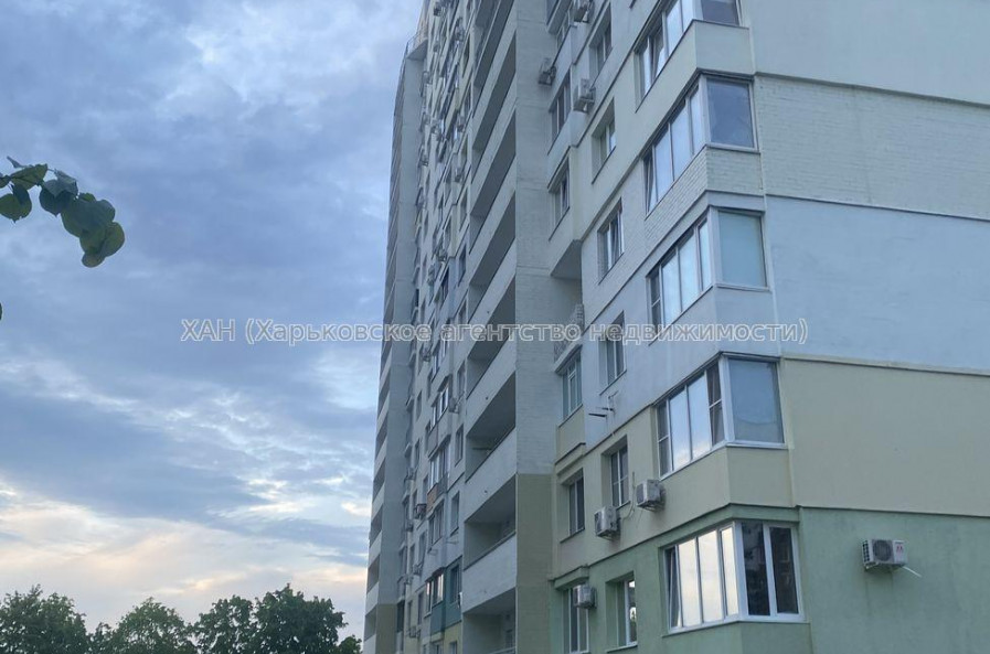 Продам квартиру, Юбилейный просп. , 1  ком., 33.40 м², капитальный ремонт 