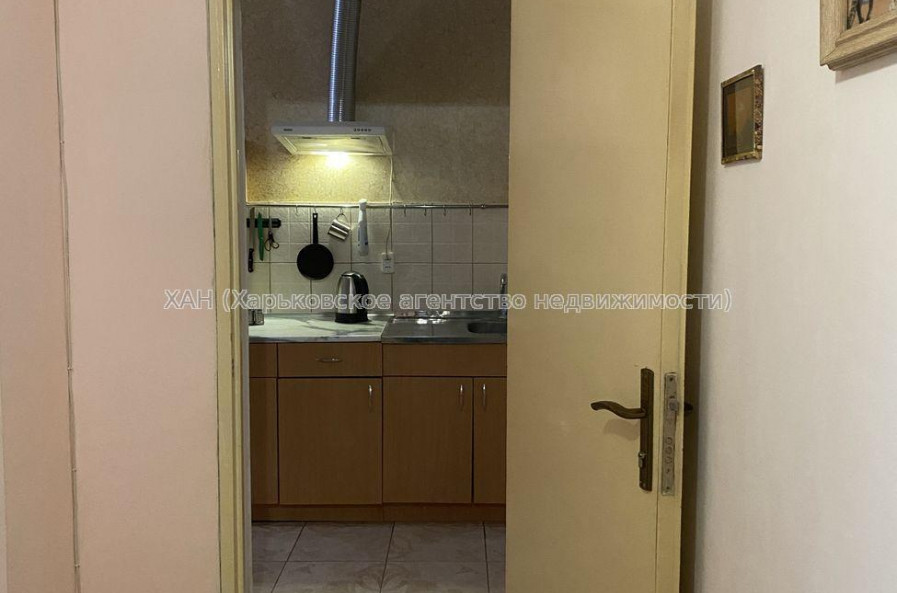 Продам квартиру, Юбилейный просп. , 1  ком., 33.40 м², капитальный ремонт 