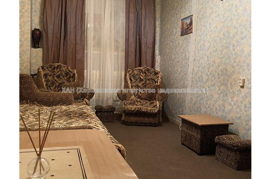Продам квартиру, Юбилейный просп. , 1  ком., 33.40 м², капитальный ремонт 