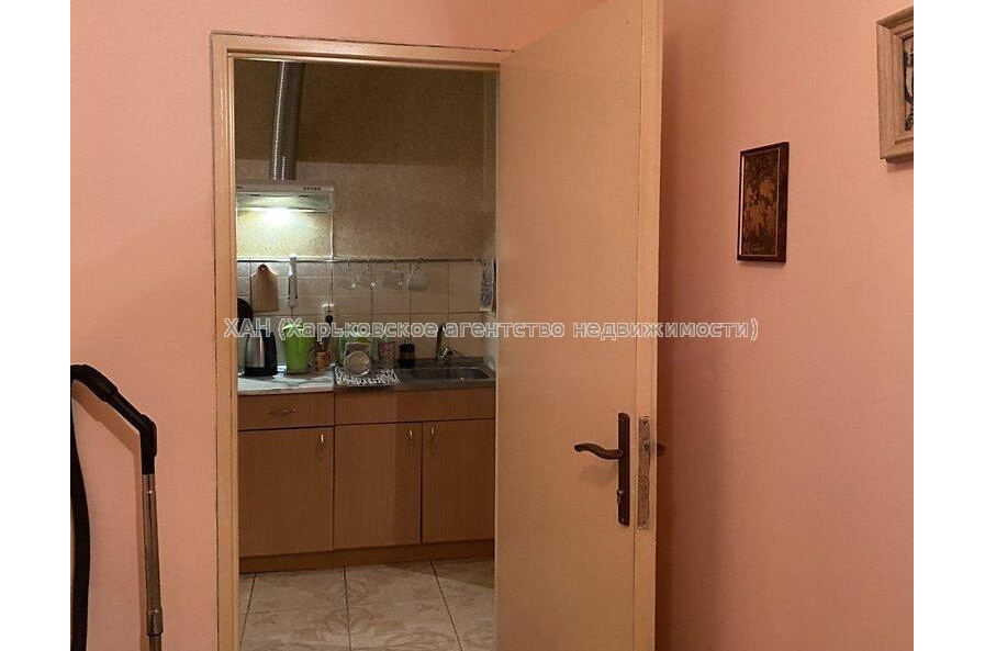 Продам квартиру, Юбилейный просп. , 1  ком., 33.40 м², капитальный ремонт 