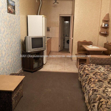 Продам квартиру, Юбилейный просп. , 1  ком., 33.40 м², капитальный ремонт 