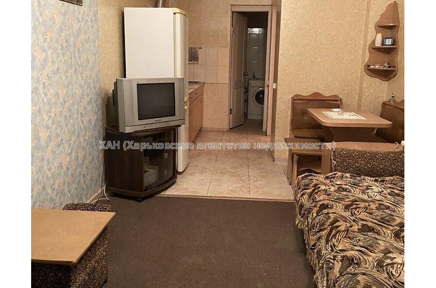 Продам квартиру, Юбилейный просп. , 1  ком., 33.40 м², капитальный ремонт 
