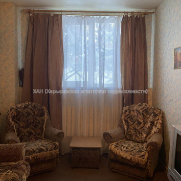 Продам квартиру, Юбилейный просп. , 1  ком., 33.40 м², капитальный ремонт 