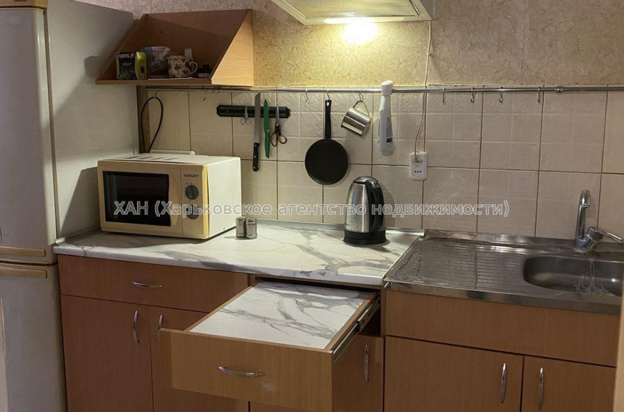 Продам квартиру, Юбилейный просп. , 1  ком., 33.40 м², капитальный ремонт 