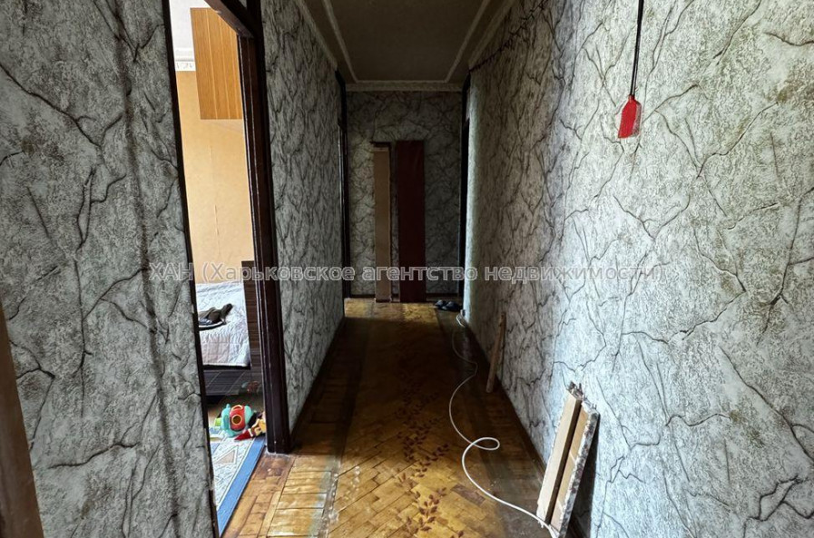 Продам квартиру, Непокоренных ул. , 3  ком., 67.40 м², косметический ремонт 