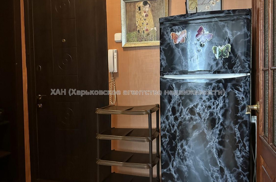 Продам квартиру, Независимости пр-т , 1  ком., 33.30 м², капитальный ремонт 
