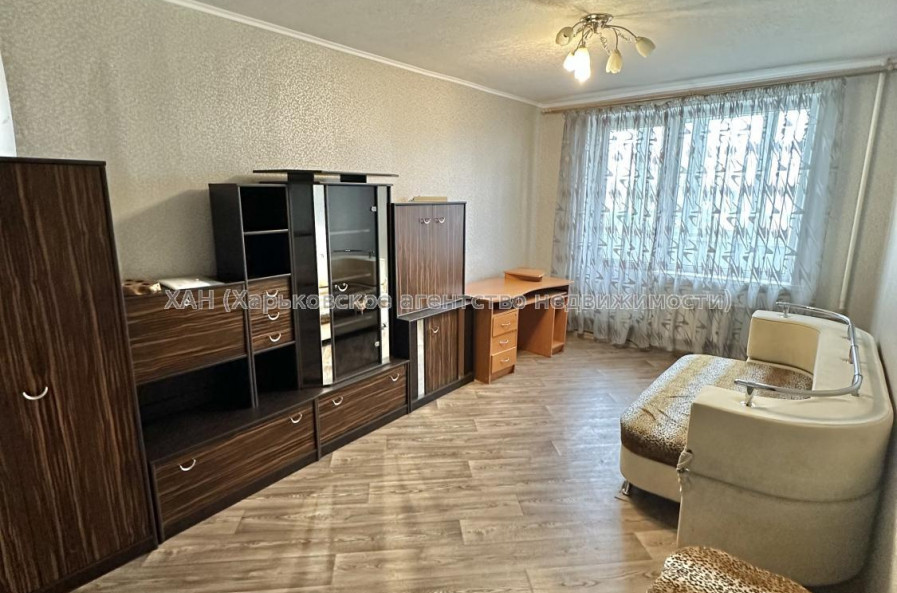 Продам квартиру, Независимости пр-т , 1  ком., 33.30 м², капитальный ремонт 