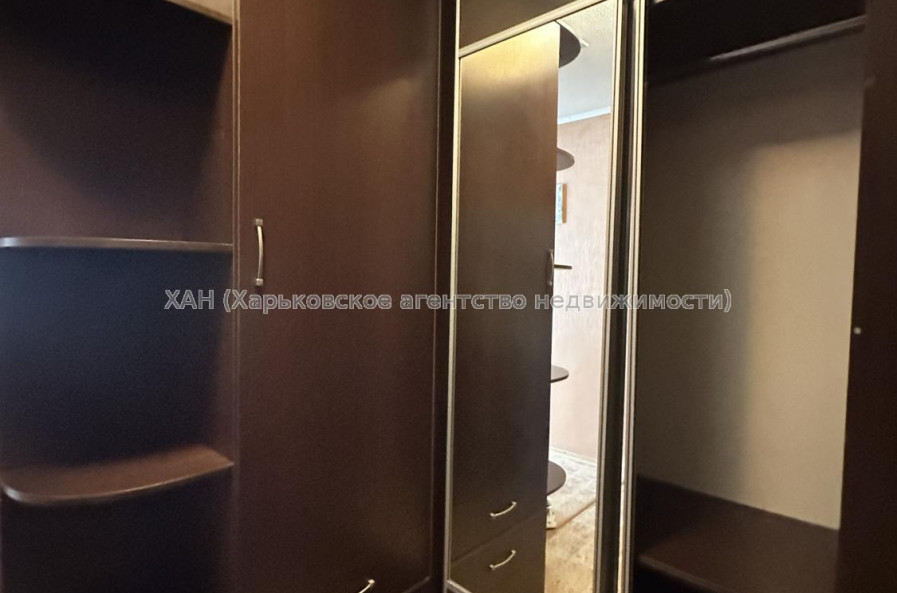 Продам квартиру, Независимости пр-т , 1  ком., 33.30 м², капитальный ремонт 
