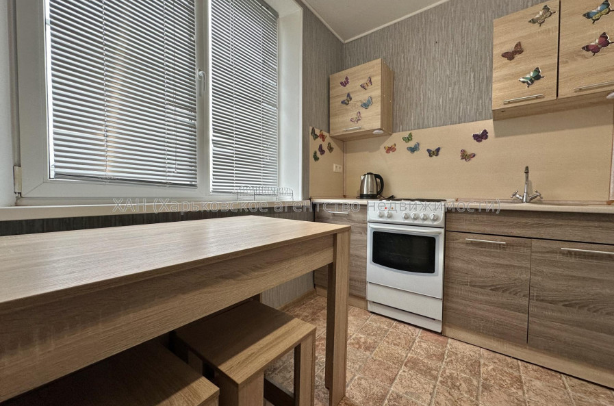 Продам квартиру, Независимости пр-т , 1  ком., 33.30 м², капитальный ремонт 