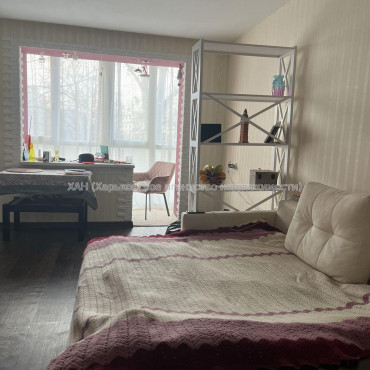 Продам квартиру, Непокоренных ул. , 2 кім., 44 м², авторский дизайн 