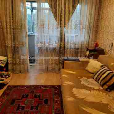 Продам квартиру, Северина Потоцкого ул. , 2 кім., 42 м², косметический ремонт 