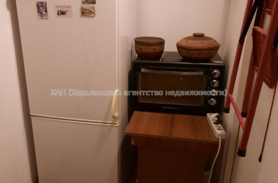Продам квартиру, Северина Потоцкого ул. , 2 кім., 42 м², косметический ремонт 