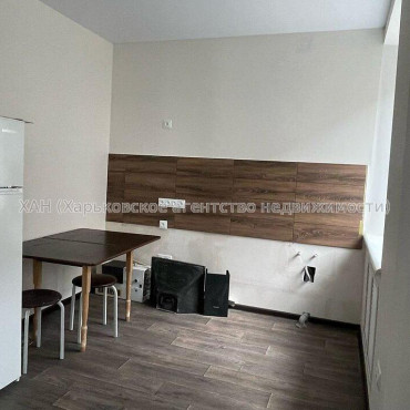 Продам квартиру, Фанинский пер. , 3  ком., 75 м², капитальный ремонт 